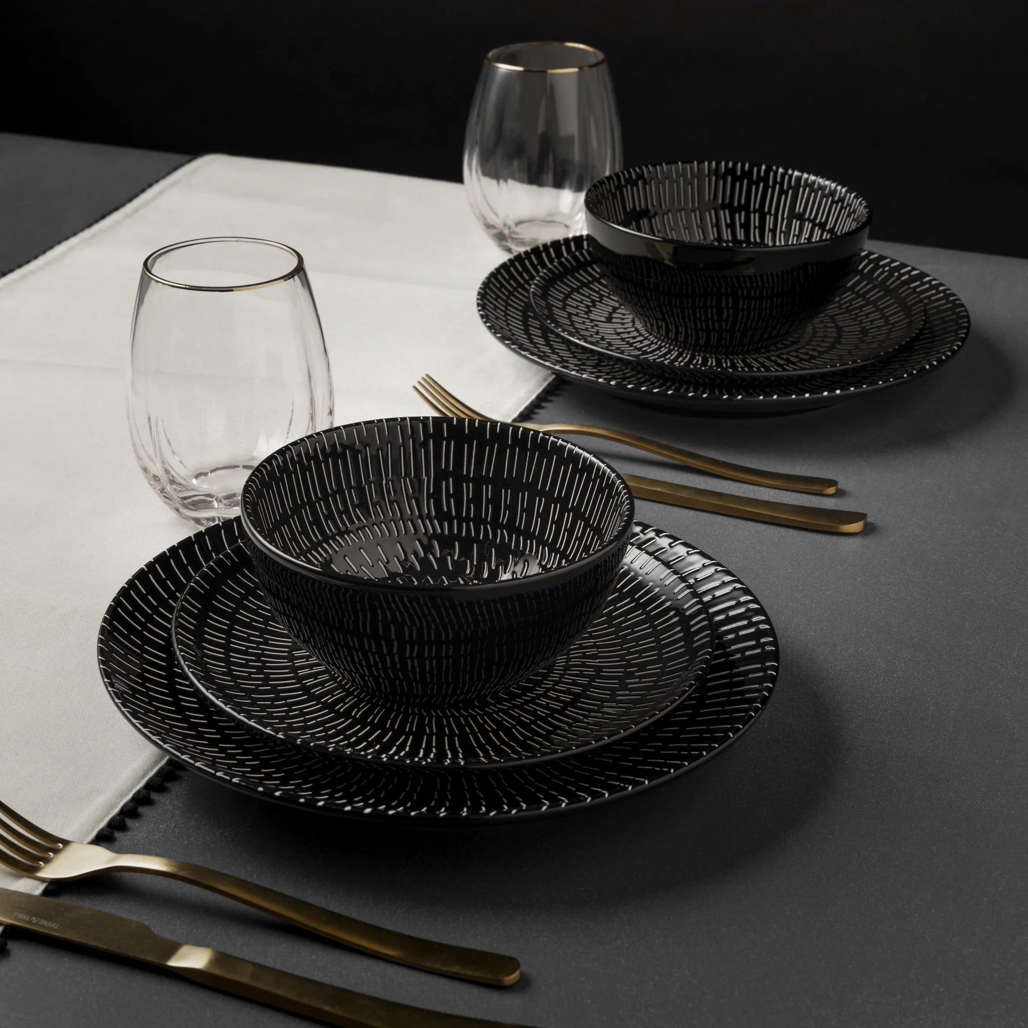 Maddox 12-Piece Stoneware Dining Set